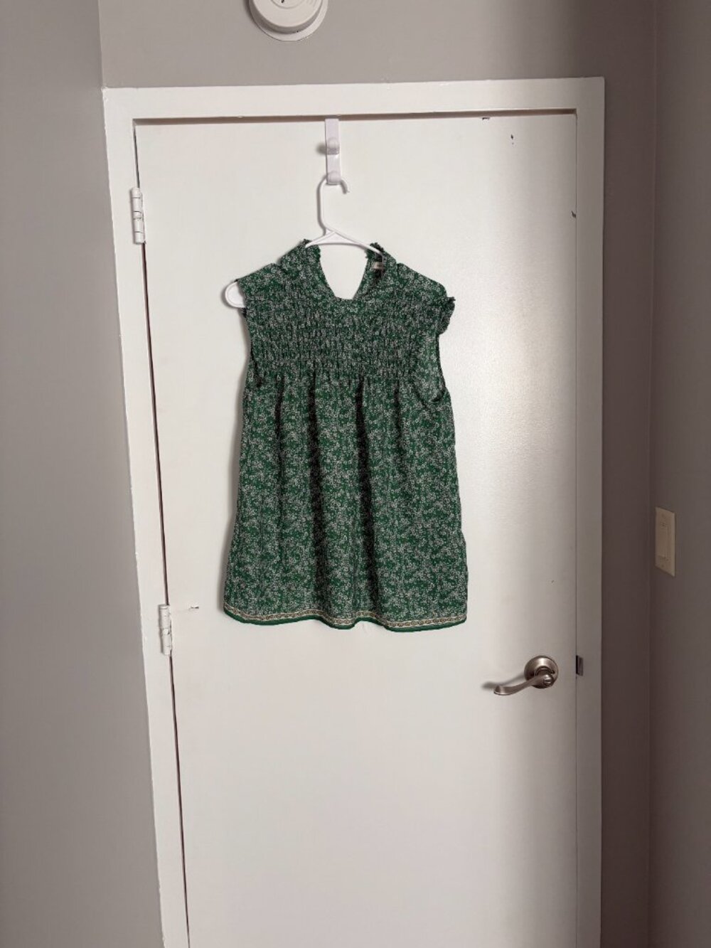 Green Sleeveless Blouse